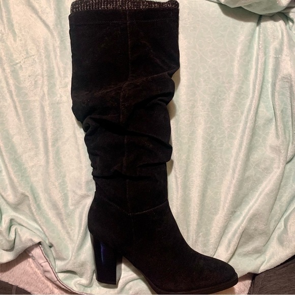 Knee high  shoedazzle heeled boots - Picture 3 of 5